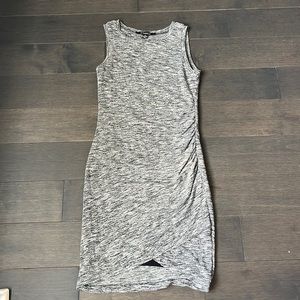 Le Chateau casual dress